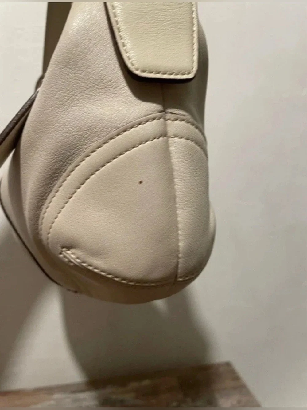 Coach Mini Soho Hobo ivory Cream Leather Shoulder Bag Y2K Vintage, 9541